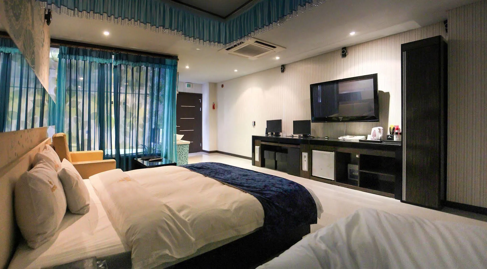 Jj Hotel Seoul 2*,  South Korea